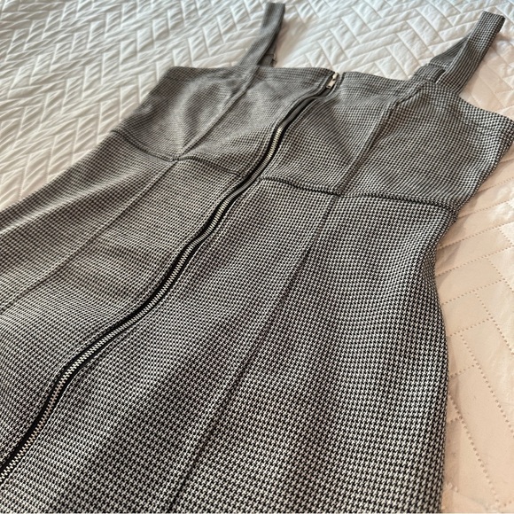 Forever 21 Houndstooth Zip-Front Mini Dress Size M Corporate Siren Collegiate - Picture 8 of 16